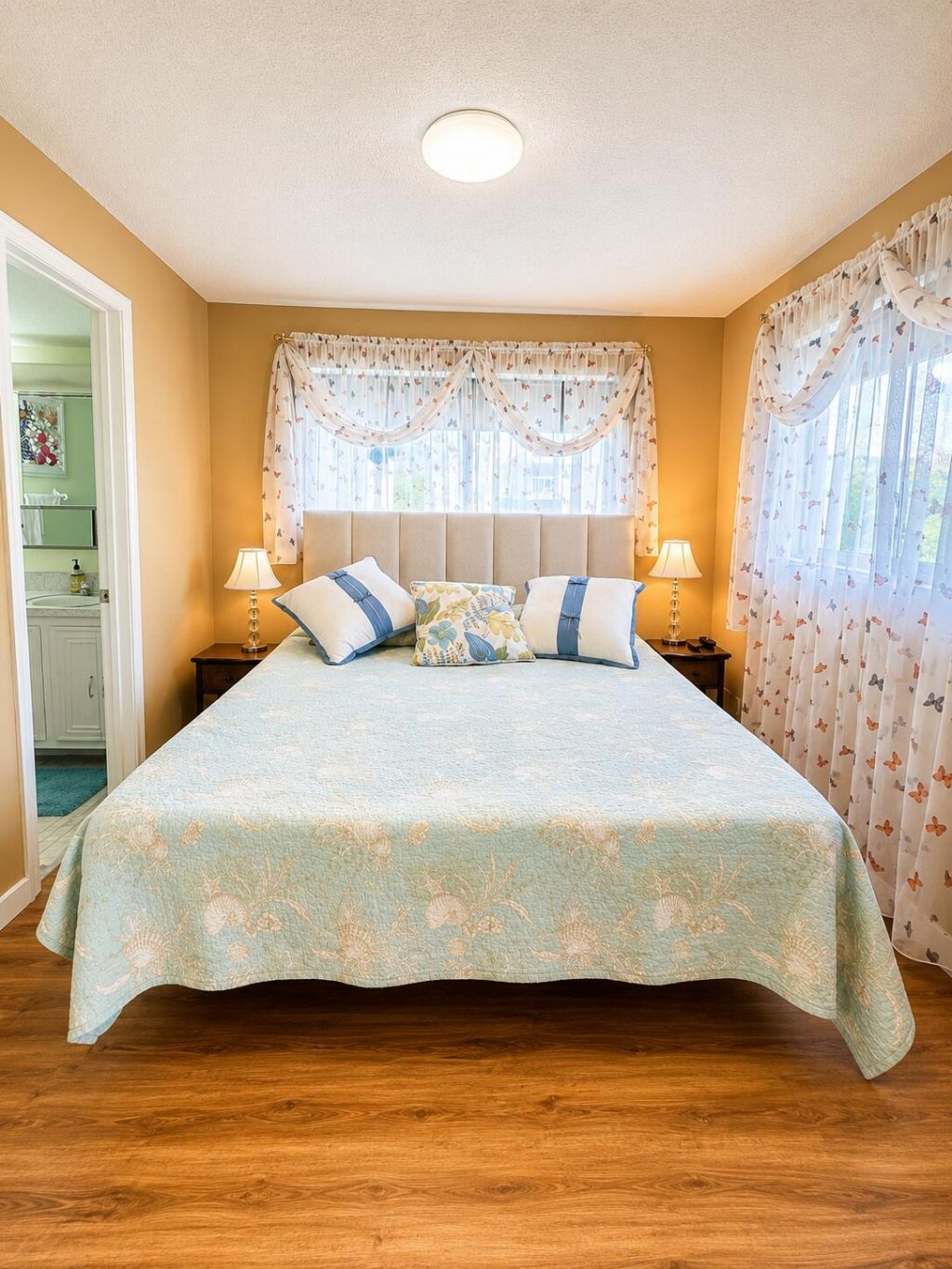 18 Colonial Club Drive, Unit 200, Boynton Beach, FL 33435 Photo