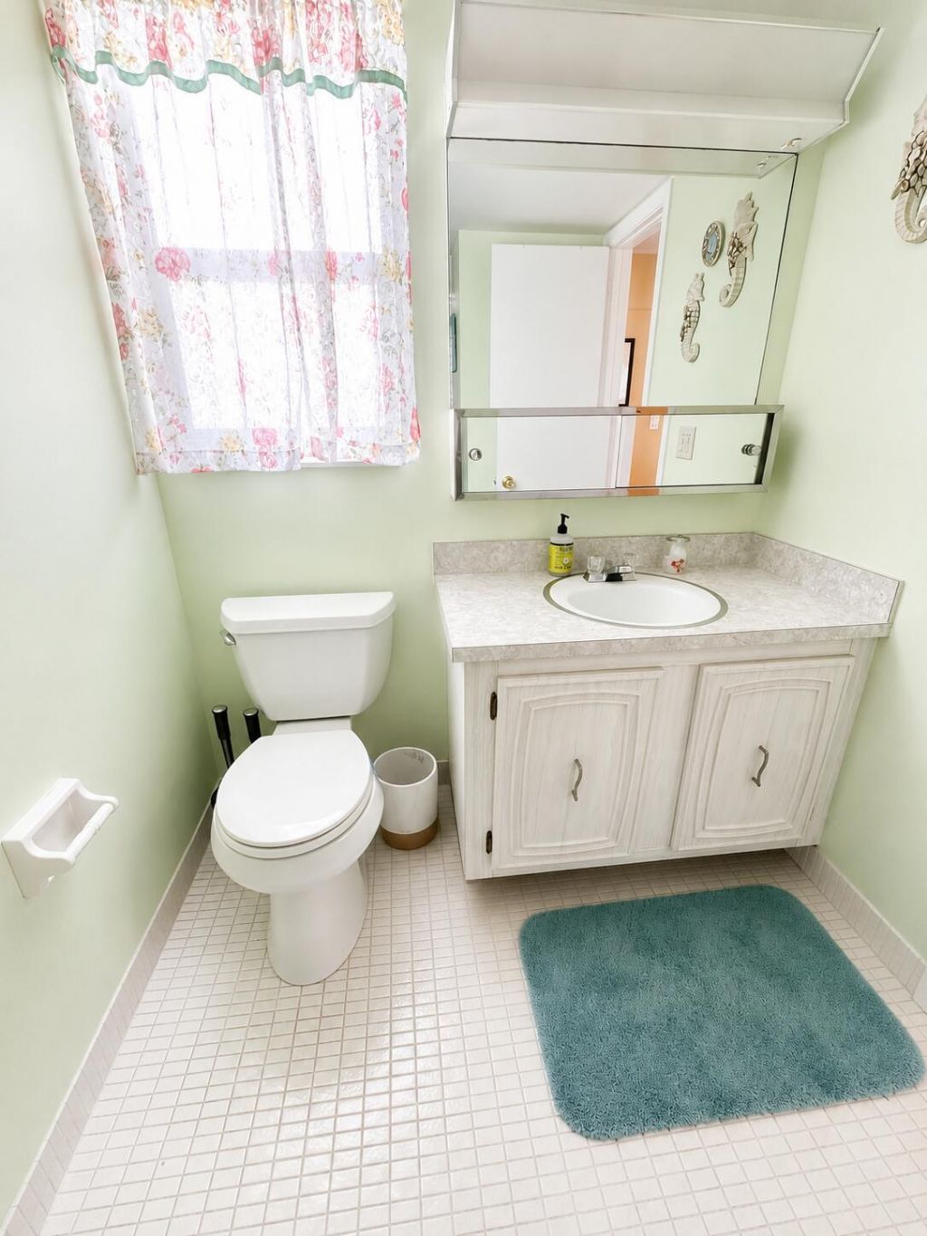 18 Colonial Club Drive, Unit 200, Boynton Beach, FL 33435 Photo