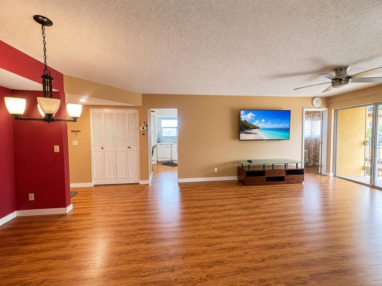 18 Colonial Club Drive, Unit 200, Boynton Beach, FL 33435 Photo