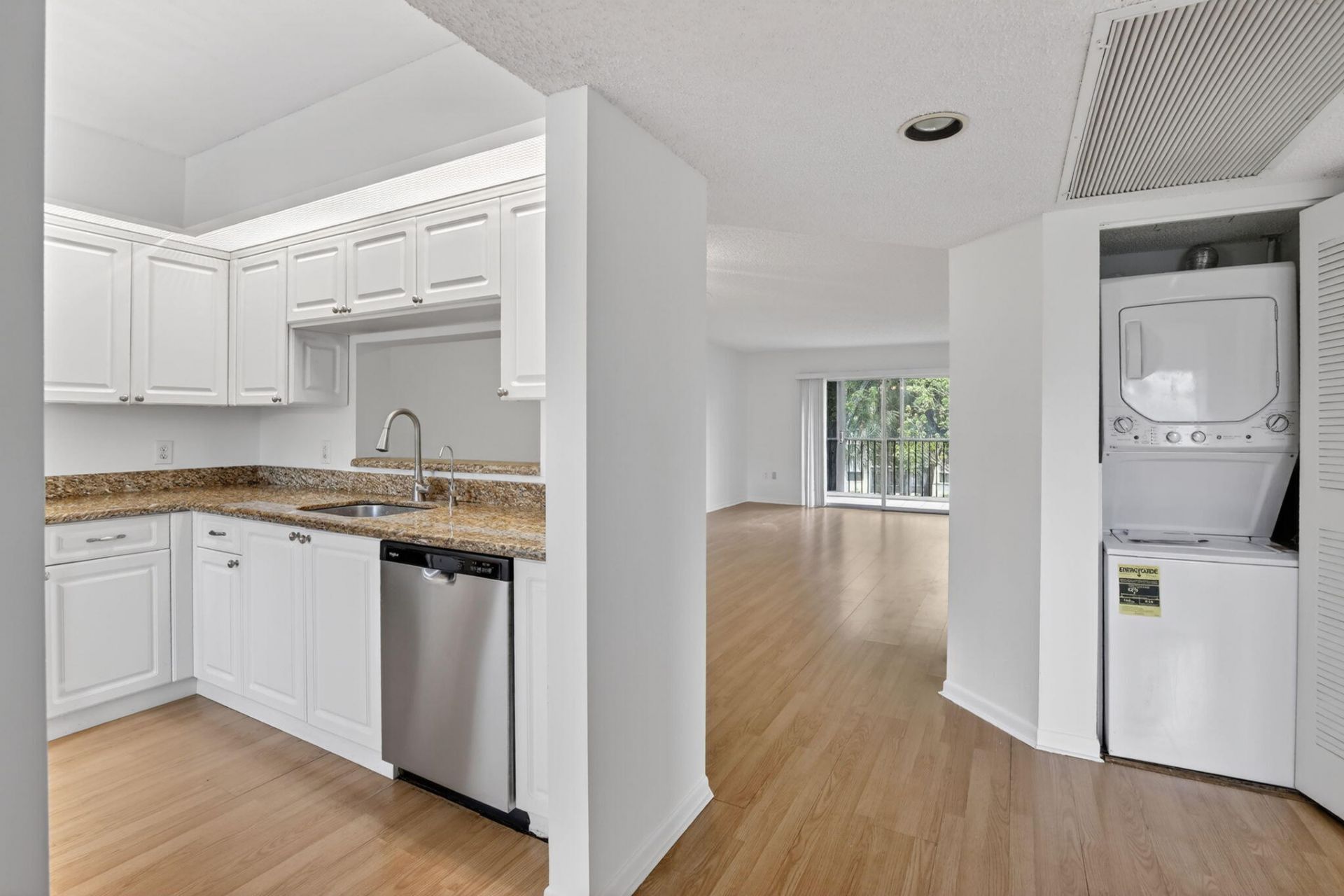 801 SW 138th Avenue, Unit 308e, Pembroke Pines, FL 33027 Photo