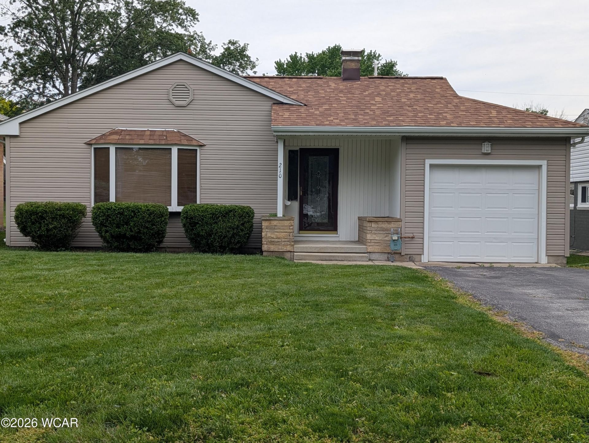 210 Woodley Avenue, Findlay, OH 45840 Main Photo