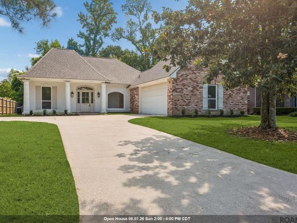 18508 Plantation Blvd, Prairieville, LA 70769