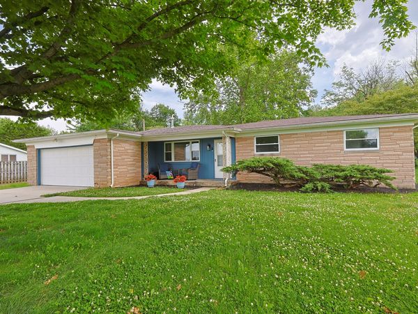13705 E 200 S, Columbus, IN 47203