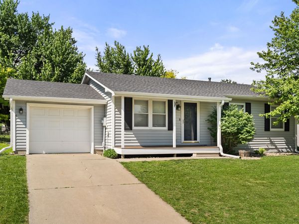 5423 Norris Street, Ames, IA 50014