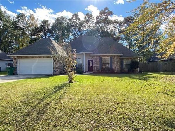 35 NEW CANAAN HILLS Court , Mandeville, LA 70448
