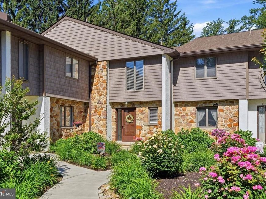 11 Eagleview Drive, Unit 11, Newtown Square, PA 19073 Main Photo