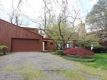 6872 MELROSE DRIVE , MCLEAN, VA 22101