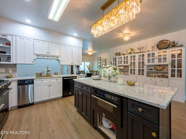 178 Chahyga Way, Loudon, TN 37774