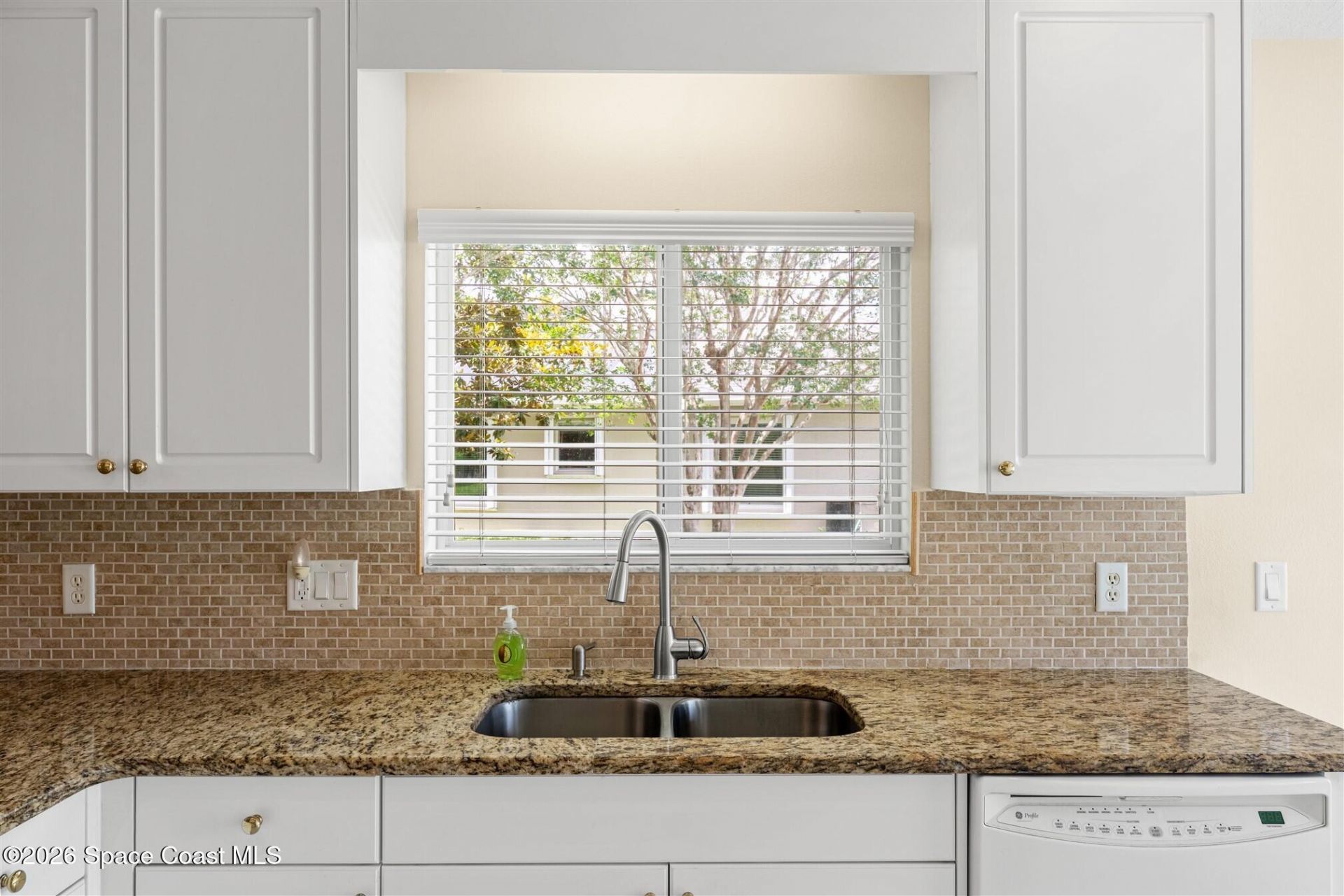 6904 Renshaw Drive, Melbourne, FL 32940 Photo