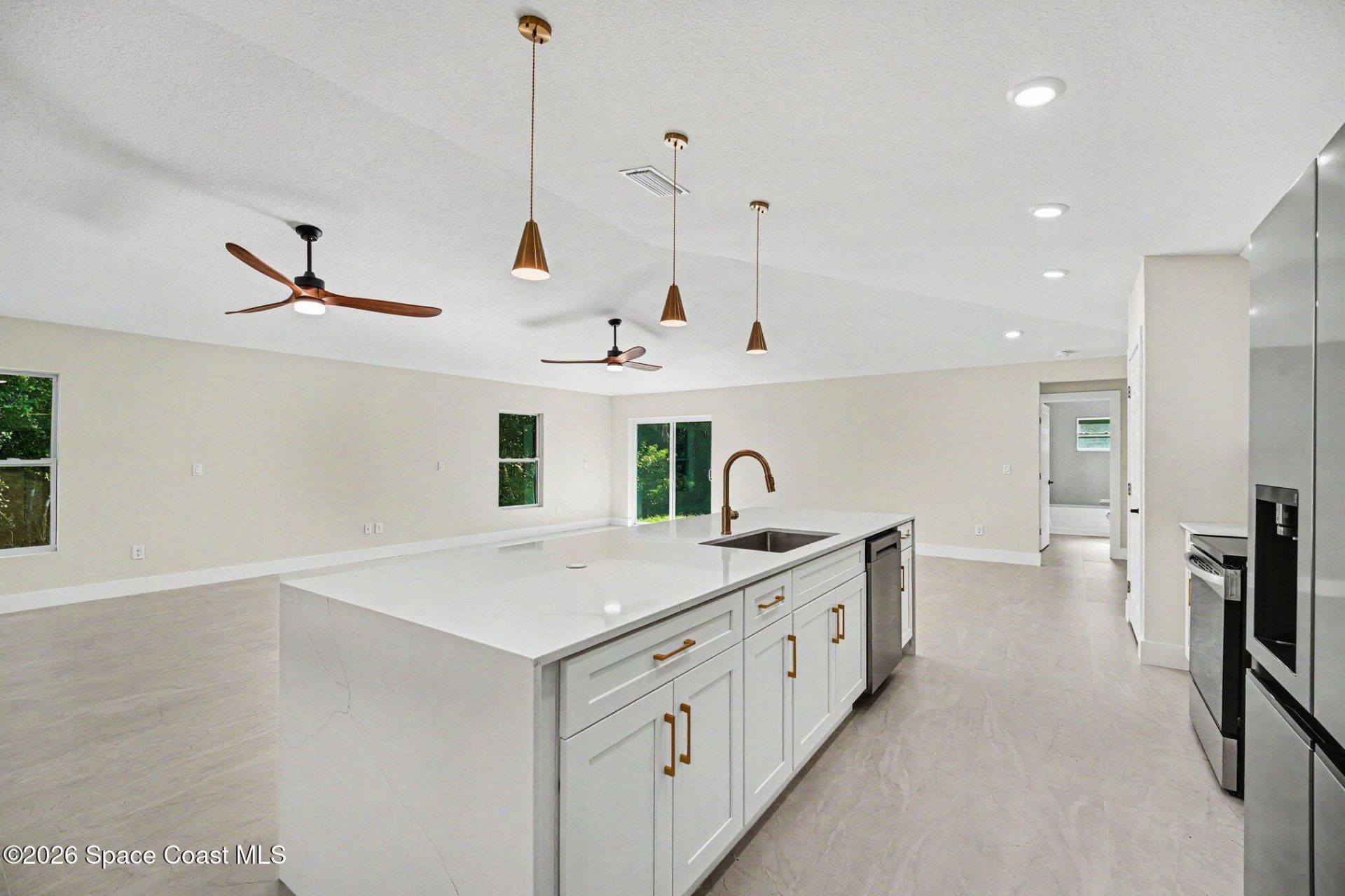 8575 100th Avenue, Vero Beach, FL 32967 Photo