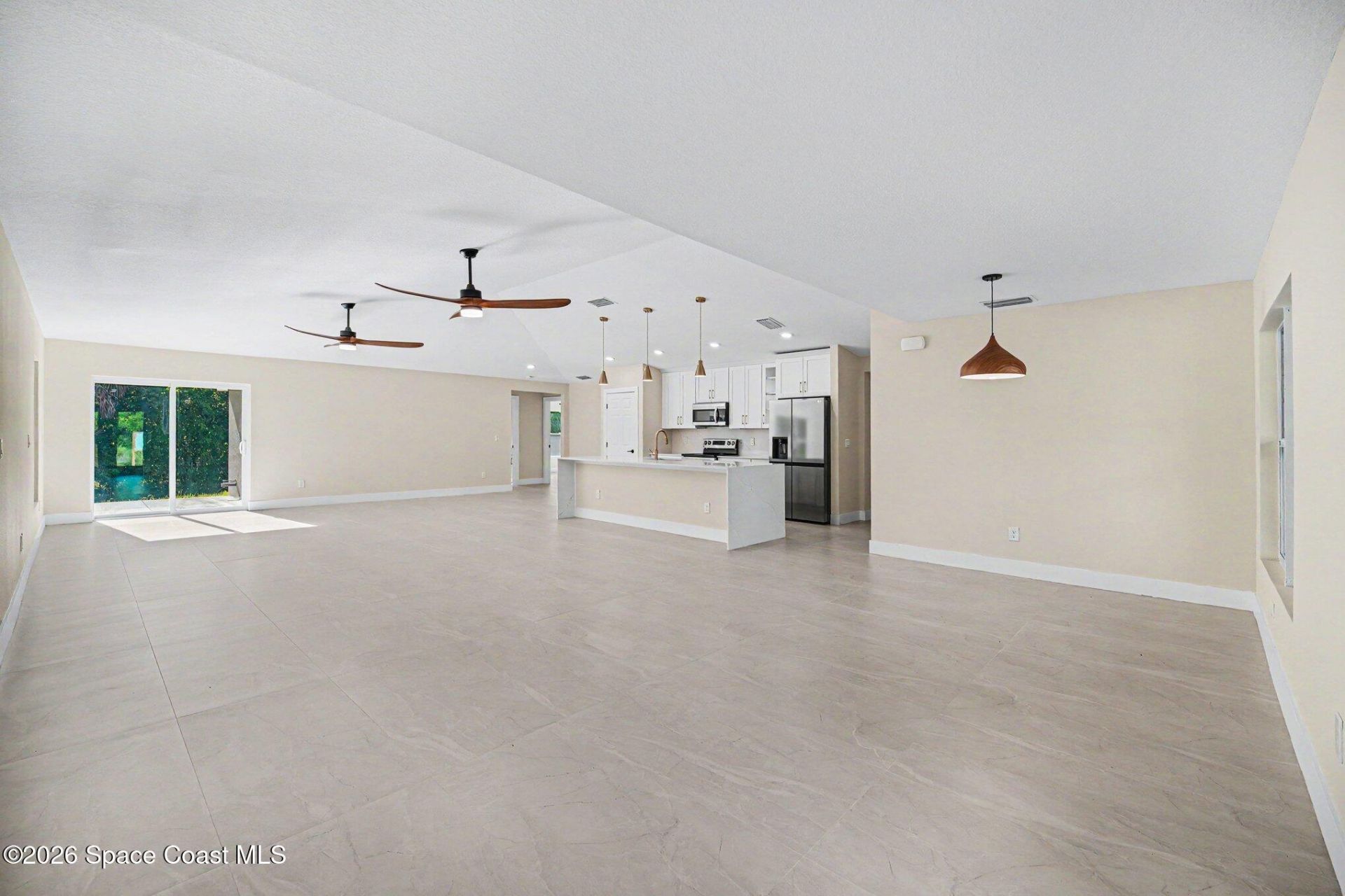 8575 100th Avenue, Vero Beach, FL 32967 Photo