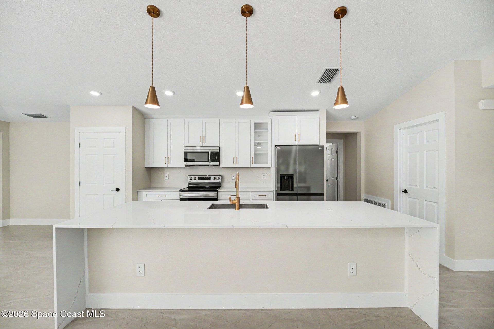 8575 100th Avenue, Vero Beach, FL 32967 Photo