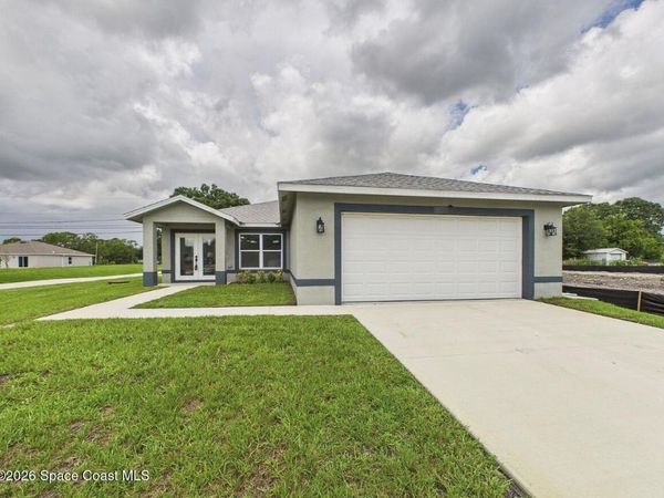 8815 100th Court , Vero Beach, FL 32967