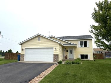 1503 Park View Lane NE, Sauk Rapids, MN 56379
