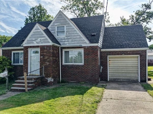 679 Mohawk Avenue , Akron, OH 44305