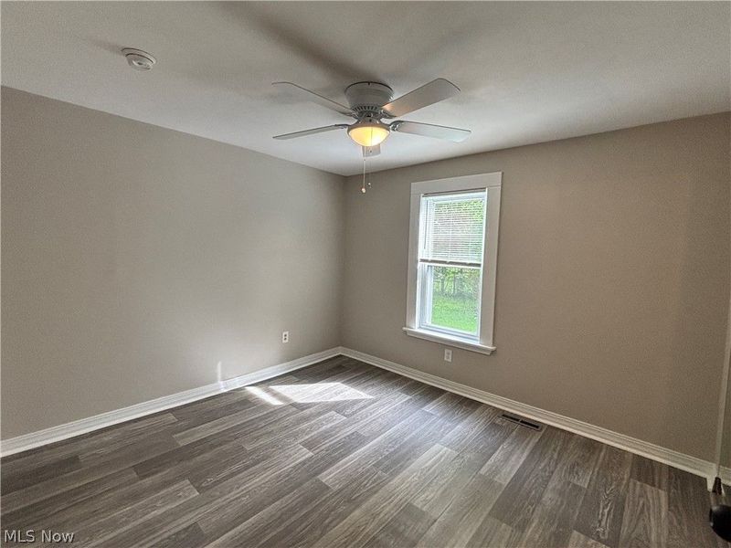 833 Main Street, Unit B(back), Conneaut, OH 44030 Photo 10