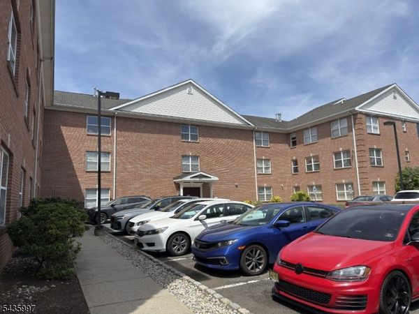 901 Stuyvesant-106, Unit 106, Union, NJ 07083