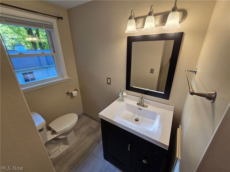 826 E Highland Avenue, Wooster, OH 44691 Photo 14