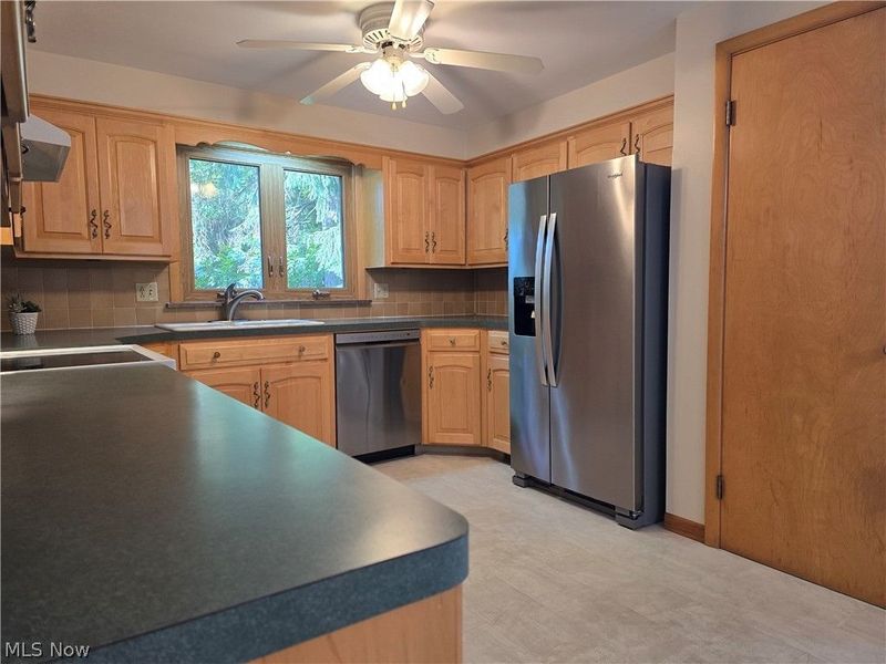 826 E Highland Avenue, Wooster, OH 44691 Photo 7