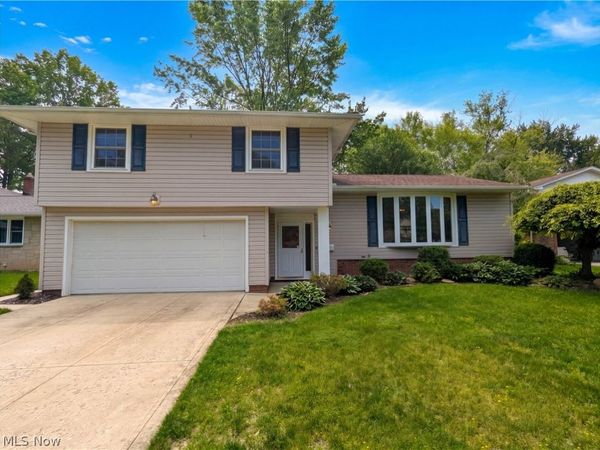 30223 Chatham Point Drive , Bay Village, OH 44140