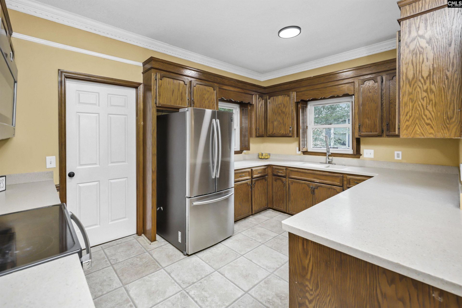 1053 Tarrytown Lane Photo 13