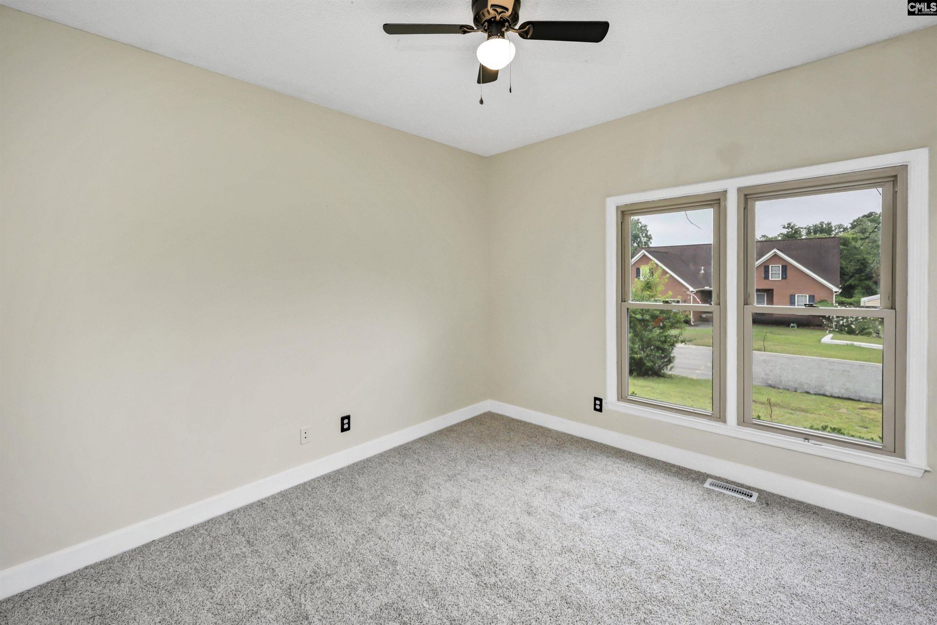 1053 Tarrytown Lane Photo 26