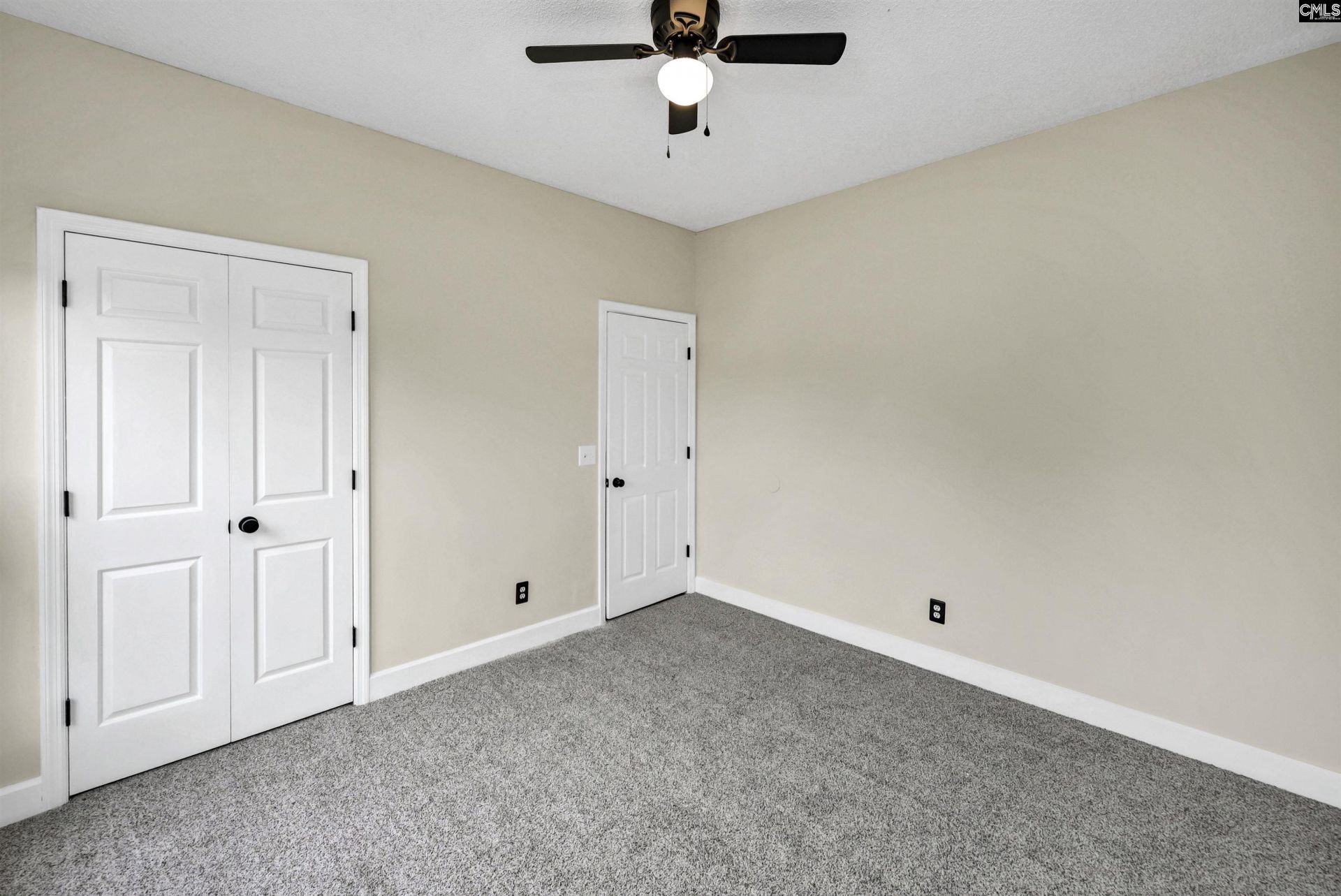 1053 Tarrytown Lane Photo 27