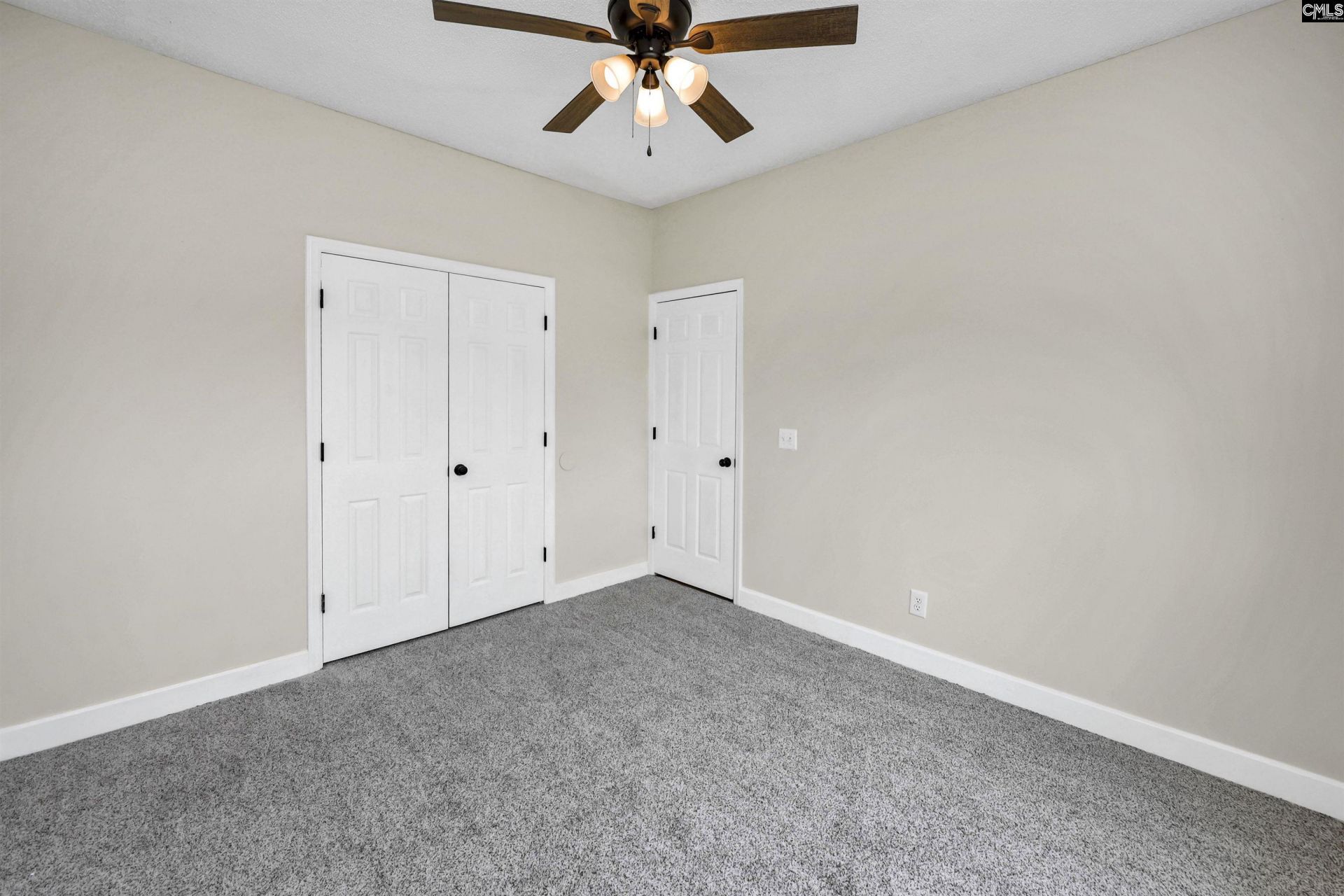 1053 Tarrytown Lane Photo 29