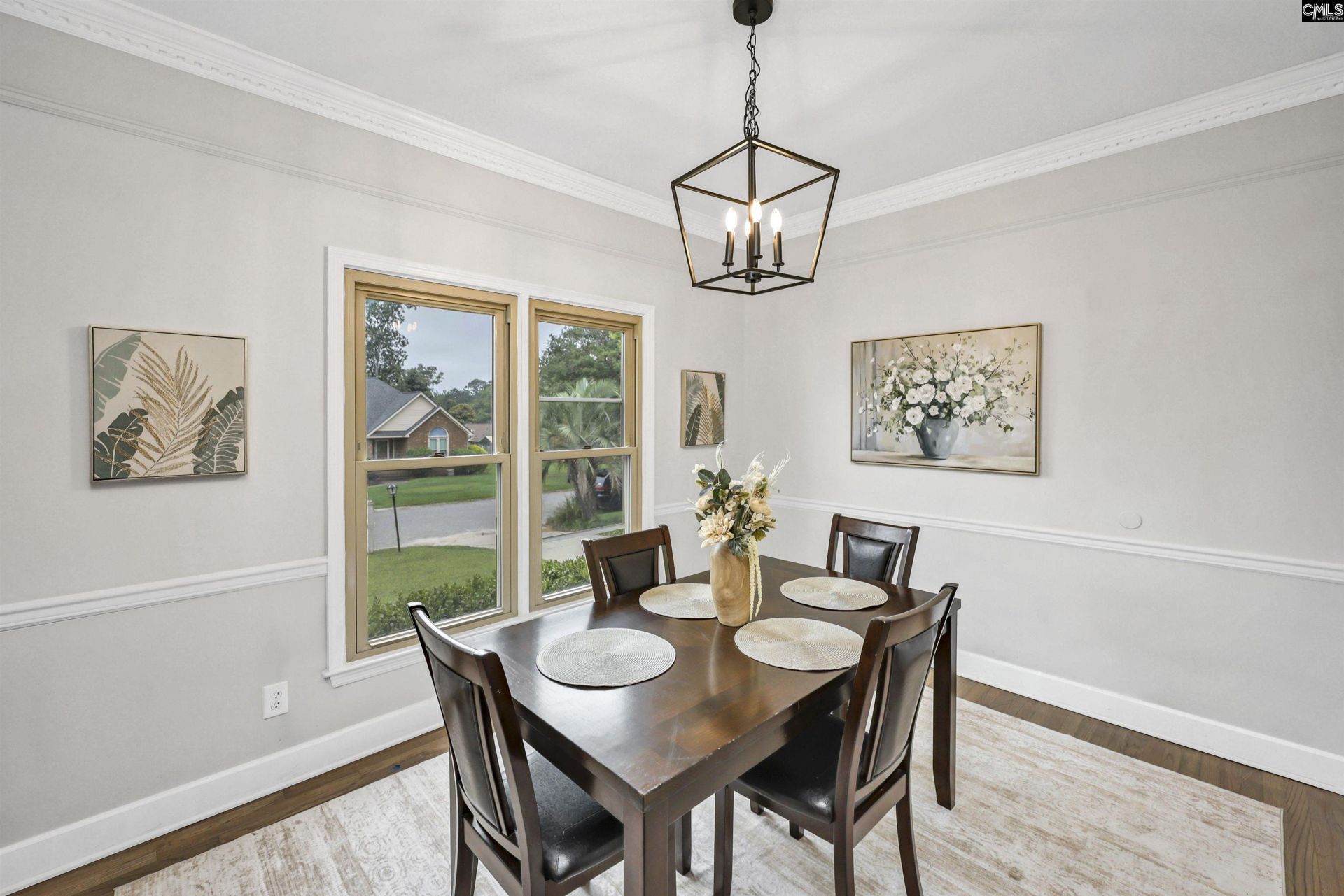 1053 Tarrytown Lane Photo 4