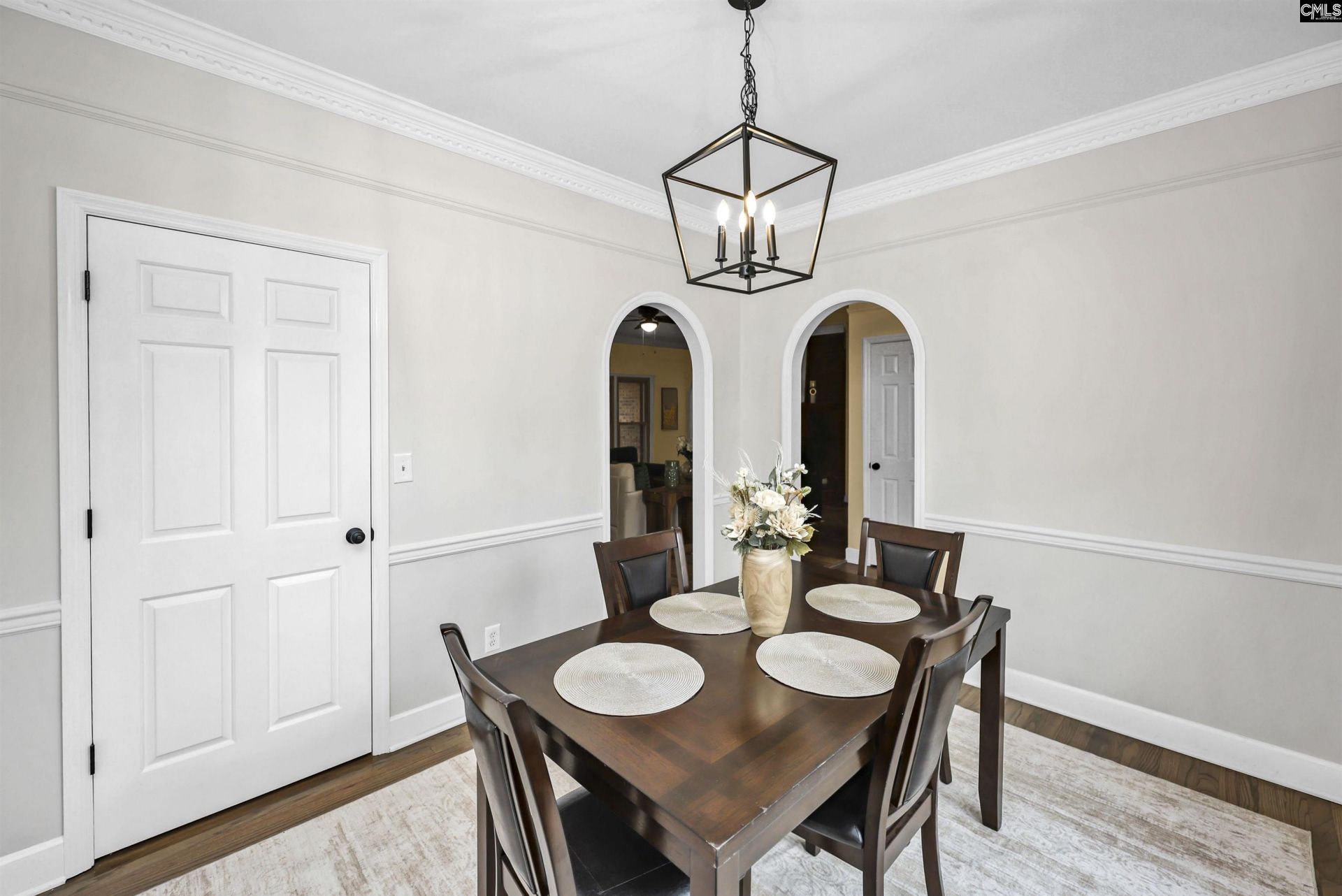 1053 Tarrytown Lane Photo 5