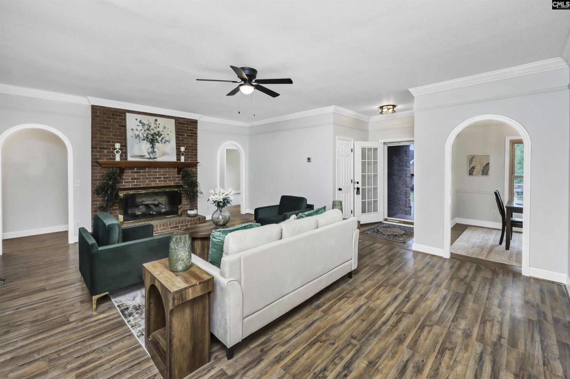 1053 Tarrytown Lane Photo 8