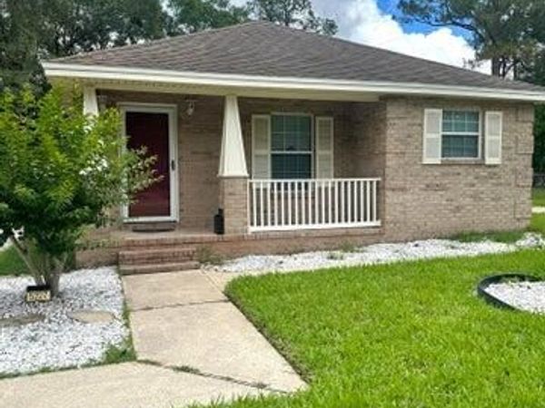 5227 BUNCHE Drive, Jacksonville, FL 32209