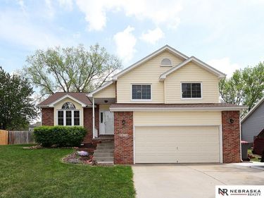 5032 Valley Forge Road, Lincoln, NE 68521