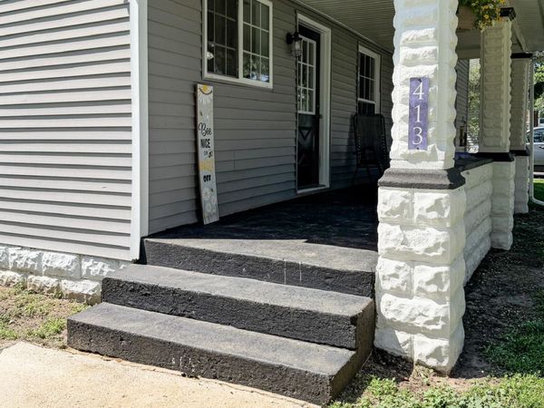 413 N Adrian Street, Lyons, OH 43533