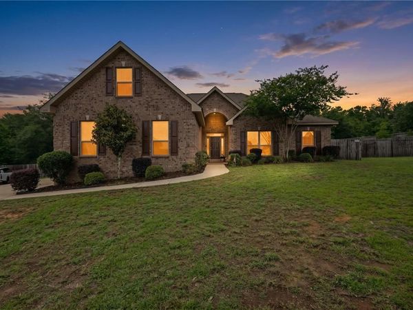 2133 Elliott Court , Mobile, AL 36695