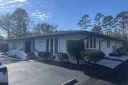 931 Medical Circle  photo 4