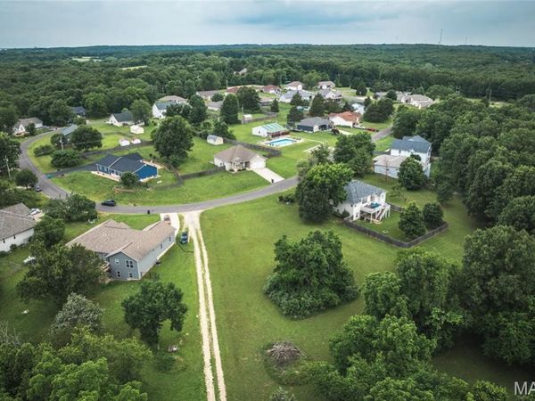 10375 Summerfield Drive, Rolla, MO 65401