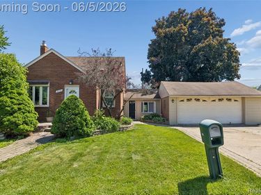 679 Moran Avenue, Lincoln Park, MI 48146
