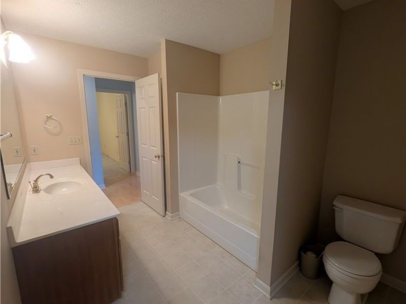 2765 Doral Circle SE, Massillon, OH 44646 Photo 20