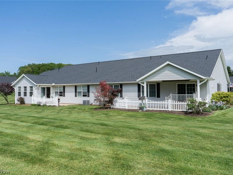 2765 Doral Circle SE, Massillon, OH 44646 Photo 7