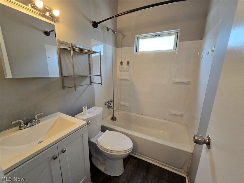 169 Boston Avenue , Elyria, OH 44035 Photo 12