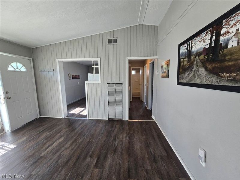 169 Boston Avenue , Elyria, OH 44035 Photo 5
