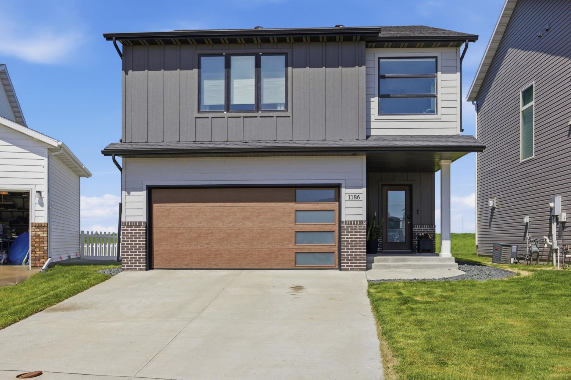 1186 Albert Court W, West Fargo, ND 58078