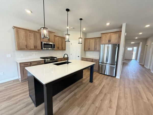 8195 Haywood Drive , Lino Lakes, MN 55014