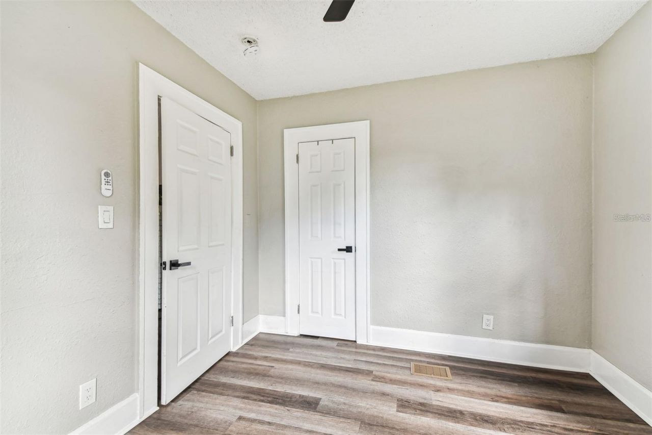2329 7th Street S, Saint Petersburg, FL 33705 Photo