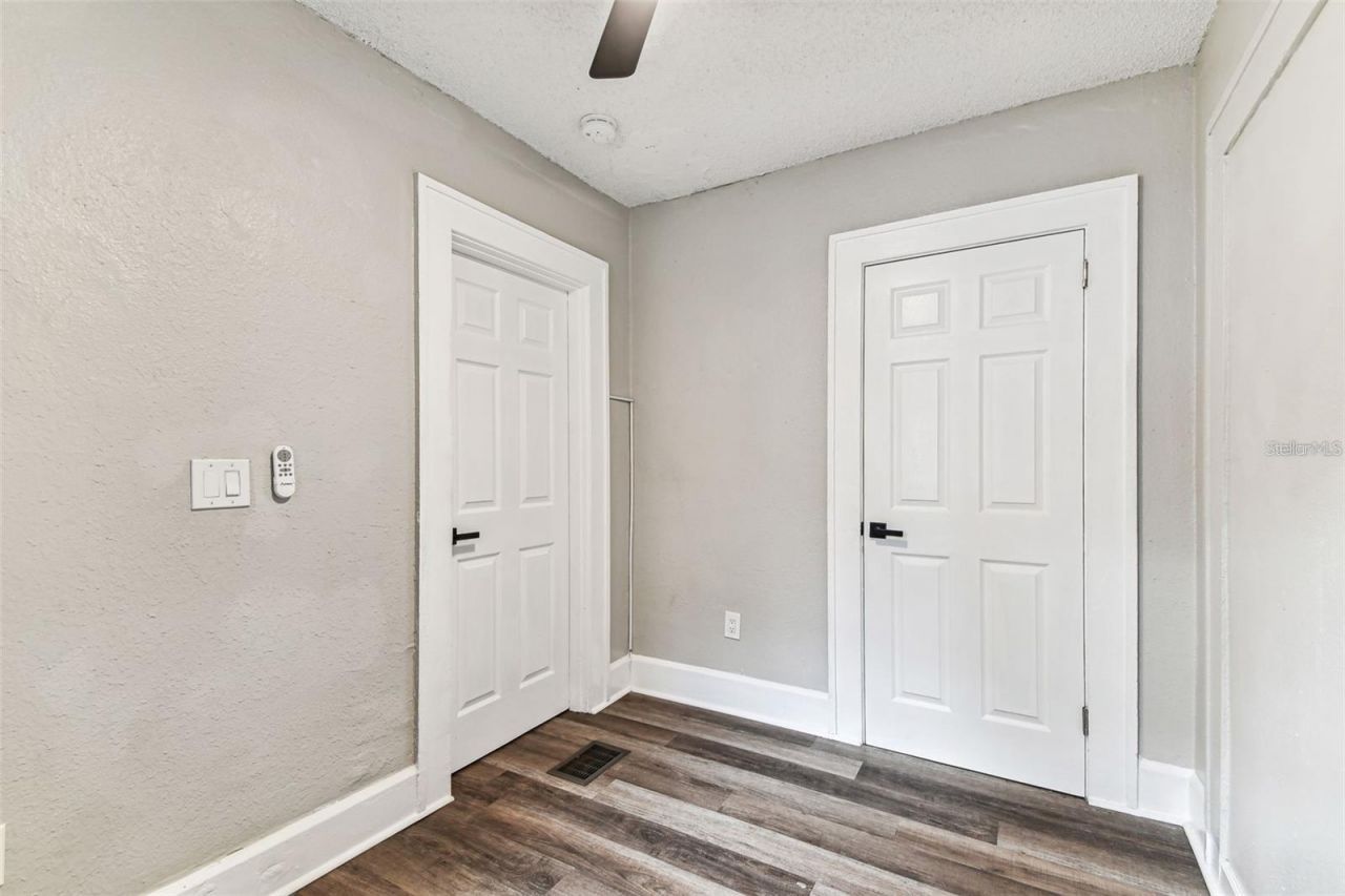 2329 7th Street S, Saint Petersburg, FL 33705 Photo