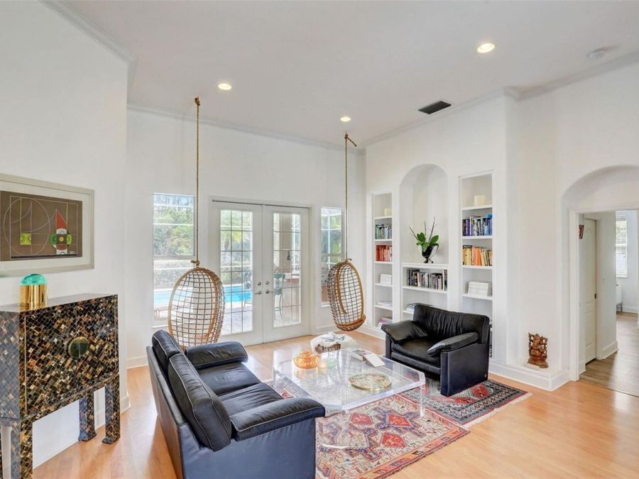 Property Image 11