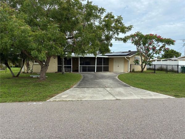 160 DEERFIELD AVENUE NE, PORT CHARLOTTE, FL 33952