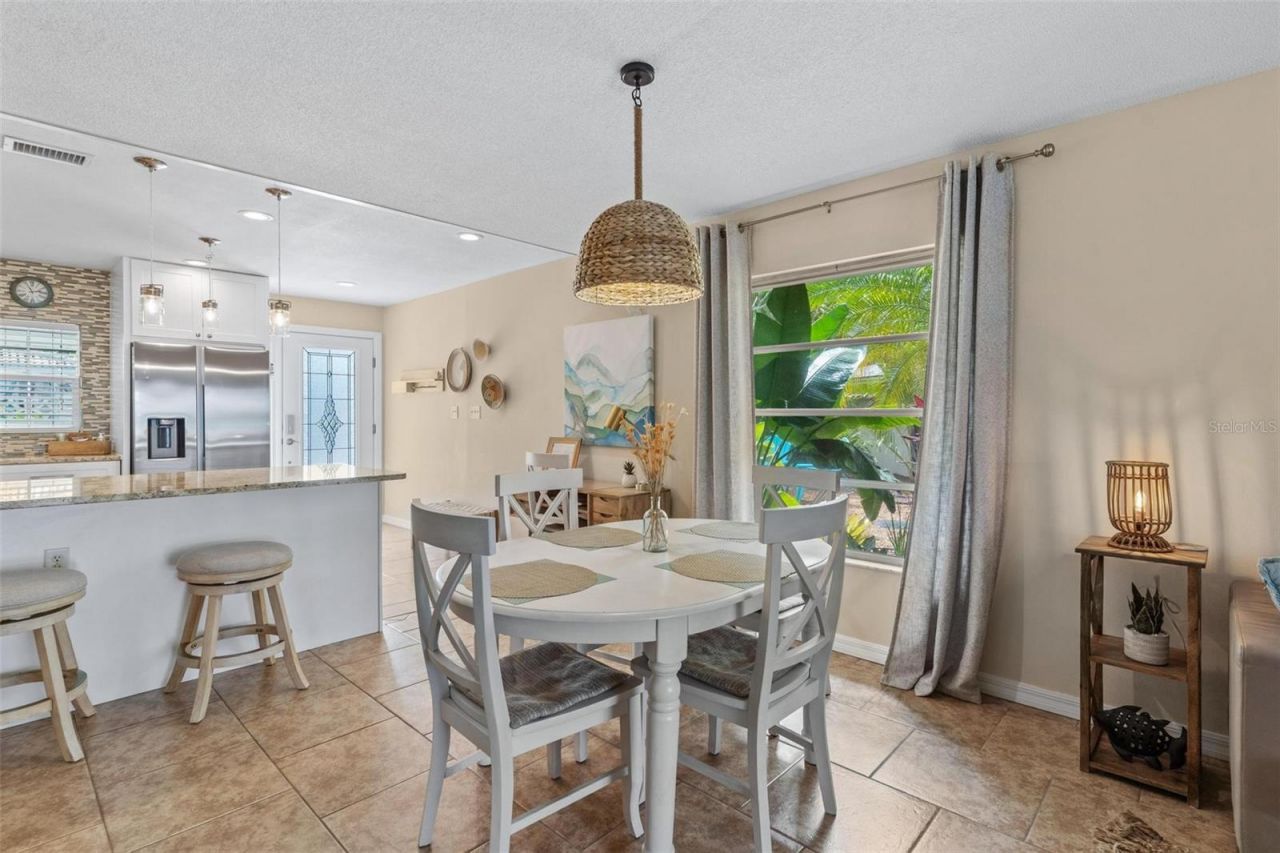 1229 Moonmist Circle , Unit P6, Sarasota, FL 34242 Photo