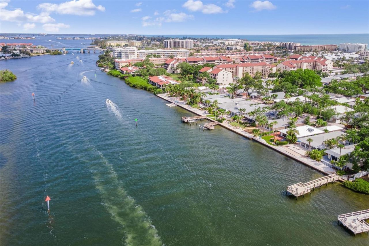 1229 Moonmist Circle , Unit P6, Sarasota, FL 34242 Photo